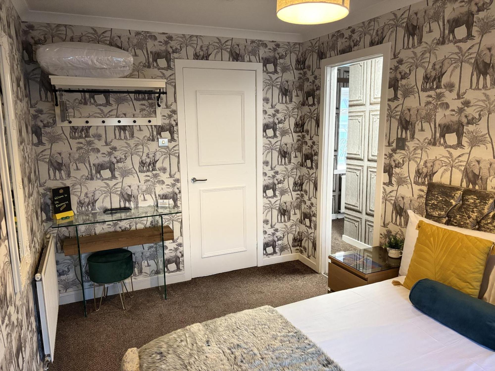 The Blackhorse Accommodation Newton Stewart Szoba fotó